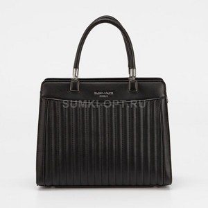  P.Avanti black .  M