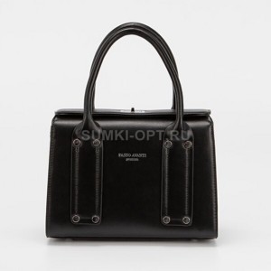  P.Avanti black .  S
