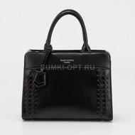  P.Avanti black .  M